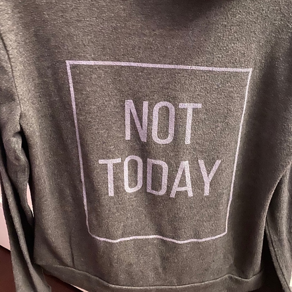 Knit Riot sweatshirt - Picture 3 of 3
